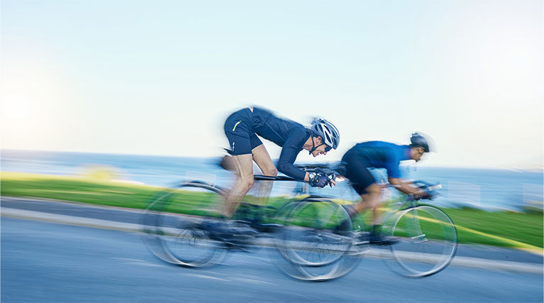 Rennradfahrer auf Bianchi Oltre Race